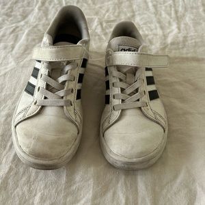 Adidas court sneaker toddler 11